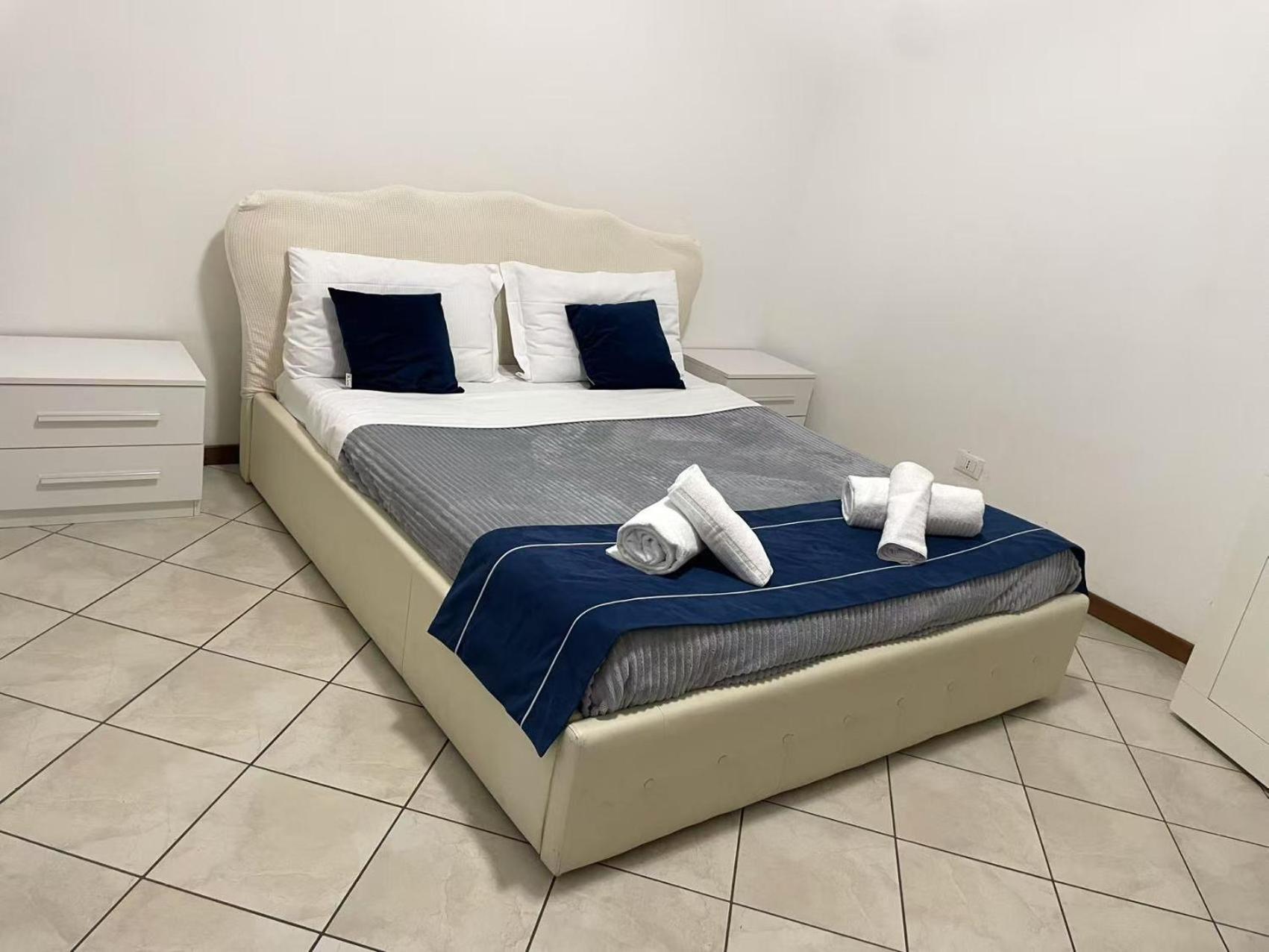 Flat Blue Apartment Verona Ngoại thất bức ảnh