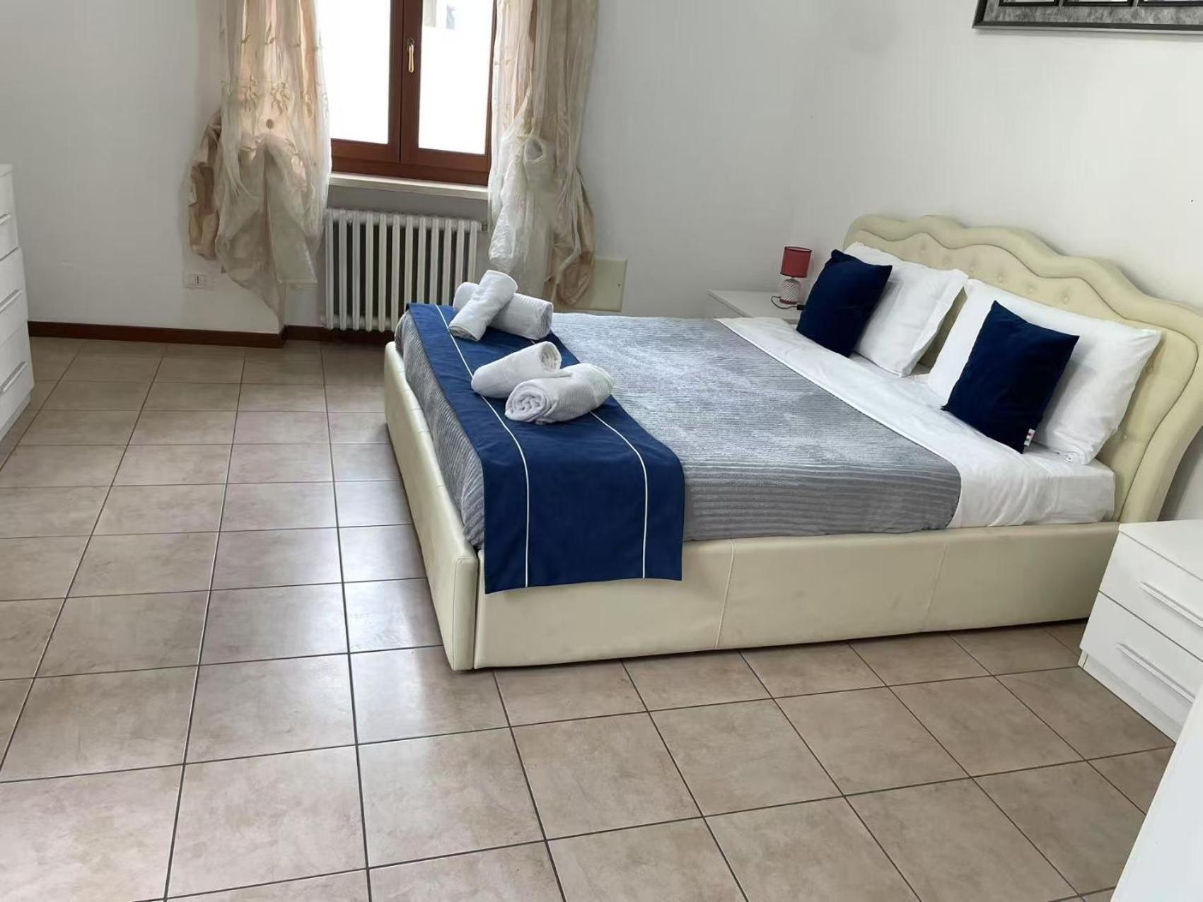 Flat Blue Apartment Verona Ngoại thất bức ảnh